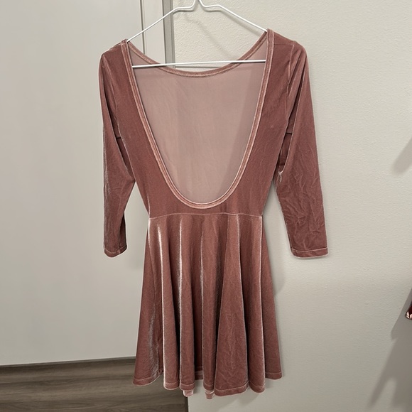 American Apparel, Velvet Skater Dress - Picture 4 of 4
